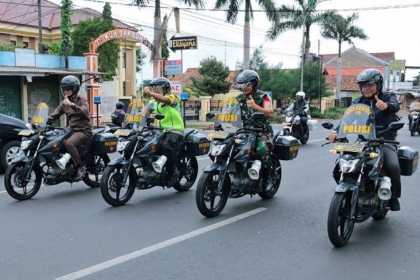 Pimpinan Kudus Pilih Naik Motor Pantau Natal