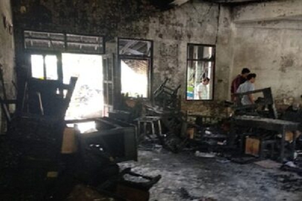Kebakaran Landa SDN Pekunden Semarang