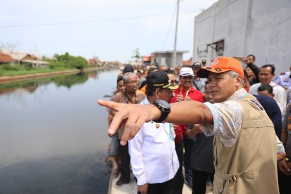 Gubernur Jateng Cek Rumah Pompa di Pekalongan