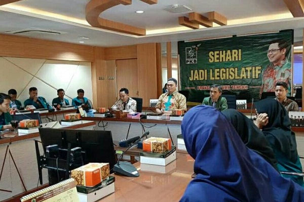 FPKB DPRD Jateng Gelar Sekolah Parlemen Lagi