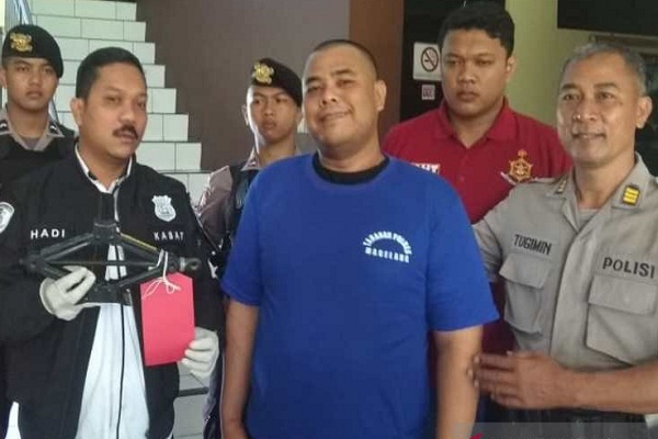 Pencurian Ban Magelang Ganjal Mobil Pakai Batako