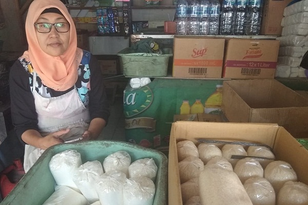 Harga Gula Pasir di Salatiga Melonjak Jadi Rp17.000/Kg