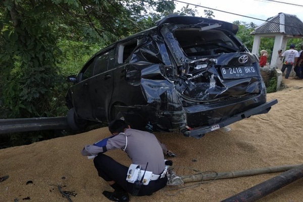 Tabrakan Beruntun di Brebes, 3 Meninggal Dunia