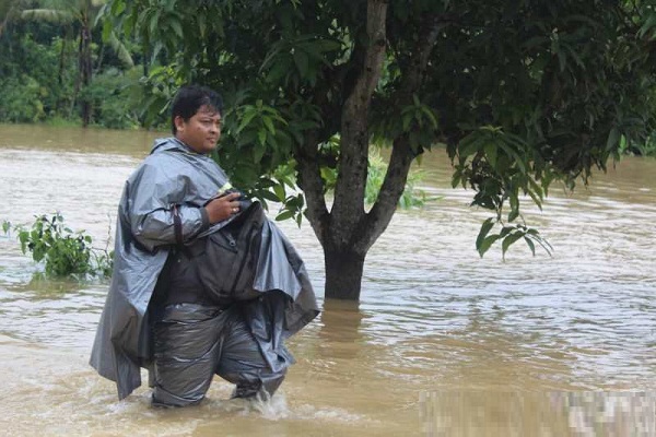 Ratusan Korban Banjir Purworejo Ngungsi ke Puskesmas & Masjid