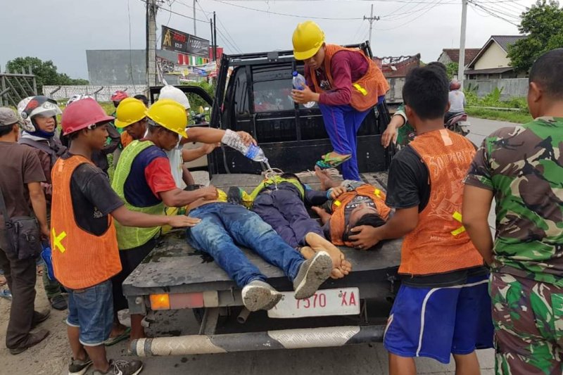 2 Pemasang Tiang Telkom Tewas Kesetrum di Pati