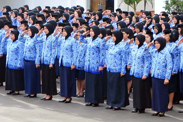 Pilkada Semarang: Bawaslu Awasi Medsos PNS 2 Jam Sehari