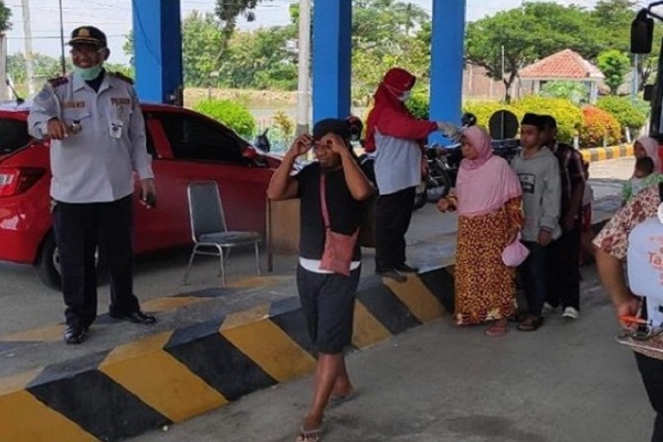 Tangkal Covid-19, Dishub Grobogan Cegat Pemudik