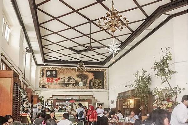 Toko Oen Jadi Saksi Perubahan Zaman di Kota Semarang