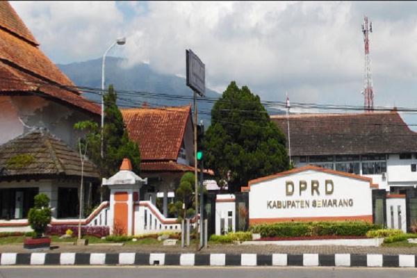 DPRD Kabupaten Semarang Kritik Prioritas Bantuan Sembako
