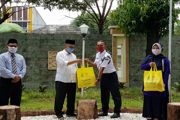 UIN Walisongo Semarang Beri Bantuan ke Warga Terdampak Covid-19
