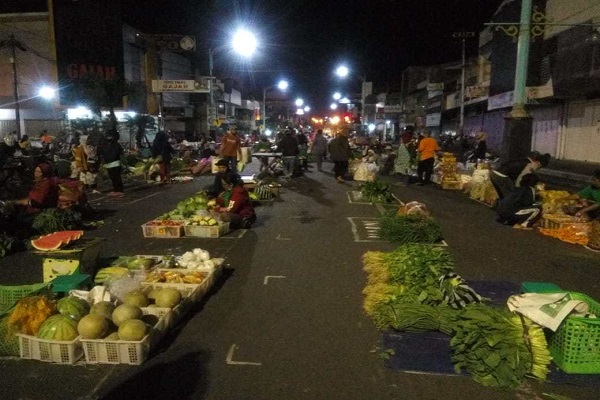 Ikuti Pasar Salatiga, Pasar Bintoro Demak Lakukan Penerapan Jarak