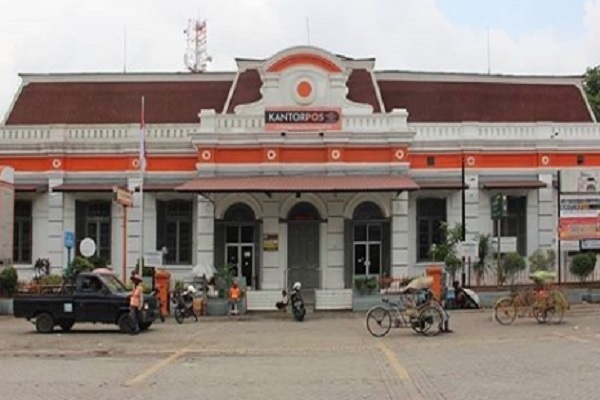 Kantor Pos Besar Semarang Nan Sarat Sejarah