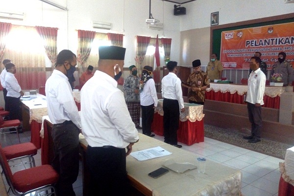 Pelantikan 840 Anggota PPS di Grobogan Dilaksanakan di 19 Kecamatan