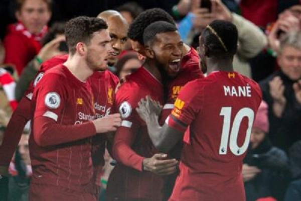 Merchandise Liverpool Juara Liga Inggris Mulai Merebak