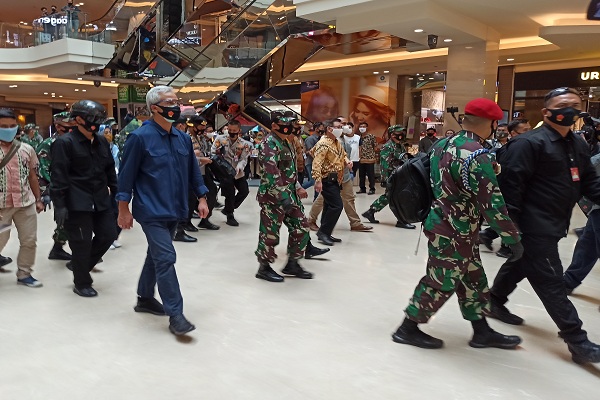Panglima TNI & Kapolri Pastikan Mal di Semarang Boleh Terima Pengunjung