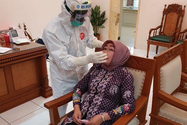 Hasil Uji Swab Negatif, Bupati Grobogan Lega