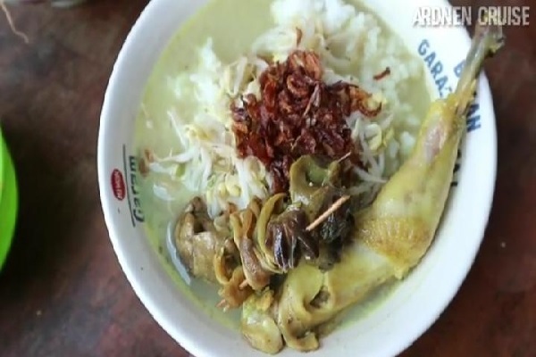 Coba Uniknya Rasa Soto Kemiri Pak Kribo di Pati