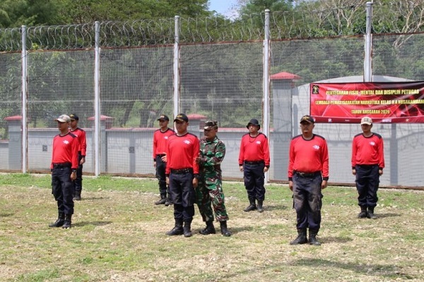 Pegawai LP Narkotika Nusakambangan Dilatih Babinsa