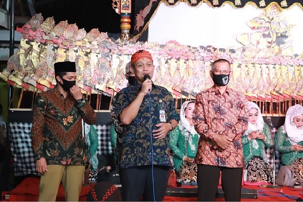 Pergelaran Wayang Kulit Peringati Yauma Ngasyura di Kebumen