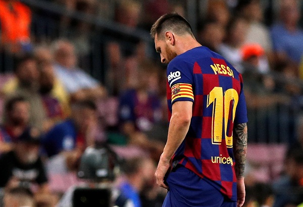 Suporter Barcelona Tolak Rencana Lionel Messi Hengkang dari Camp Nou