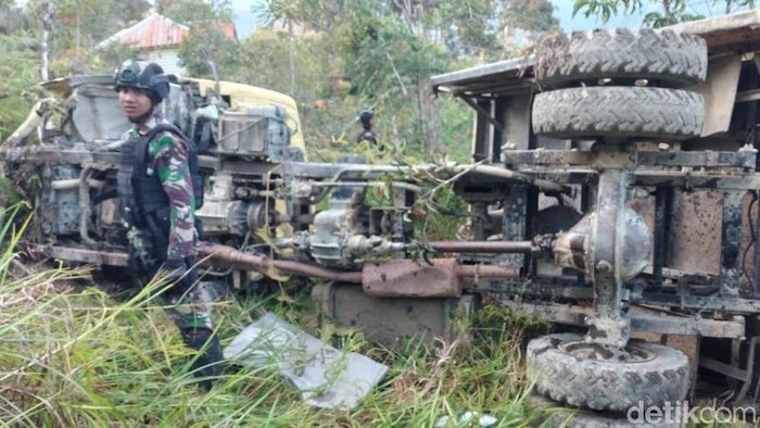 Truk Alami Kecelakaan di Papua, Dua Prajurit Banteng Raiders Semarang Gugur