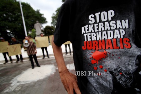 Gawat! Wartawan di Semarang Dapat Intimidasi Polisi saat Demo Omnibus Law