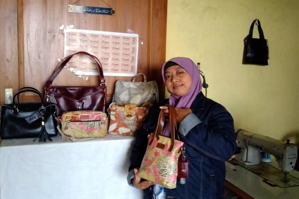 Jalin Kerja Sama Apik dengan Pengrajin Lokal , Bingah Leather Craft Pasarkan Tas Kualitas Impor
