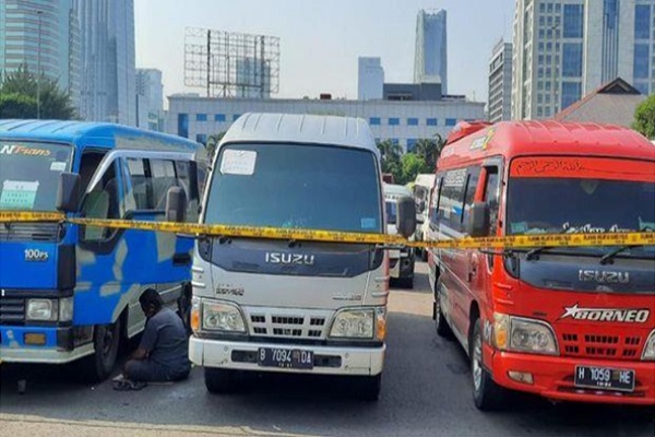 Dituduh Keluarkan Stiker untuk Travel Gelap, Polda Jateng Beri Klarifikasi