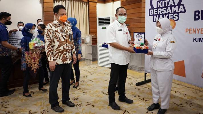 8.800 Nakes di Semarang Terima Paket Imunitas dari Kimia Farma