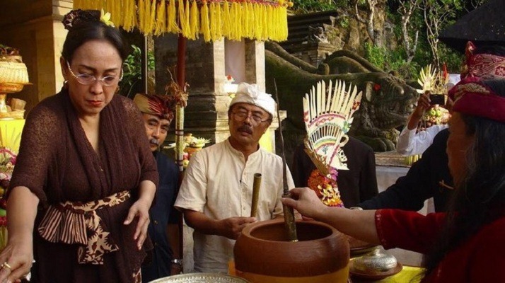 Senin, Sukmawati Soekarnoputri Jalani Ritual Pindah Agama Hindu