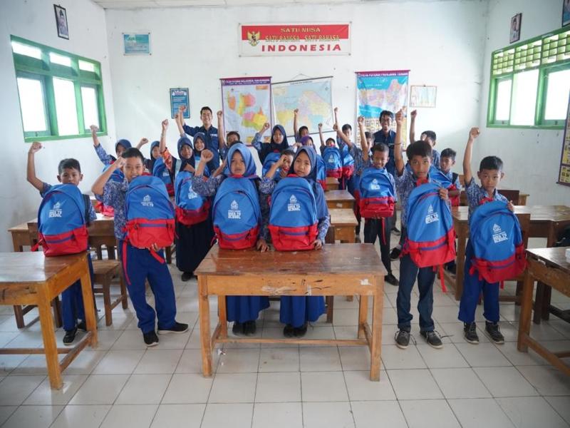 Semen Gresik Gelar Goes to School, Dukungan Mutu Pendidikan di Sekitar Pabrik