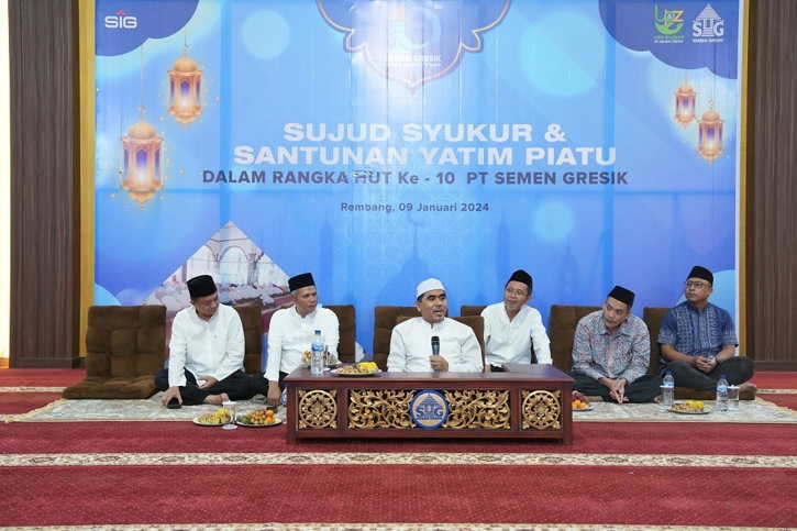 Wujud Syukur Capaian Gemilang pada HUT ke-10, Semen Gresik Santuni 100 Anak Yatim