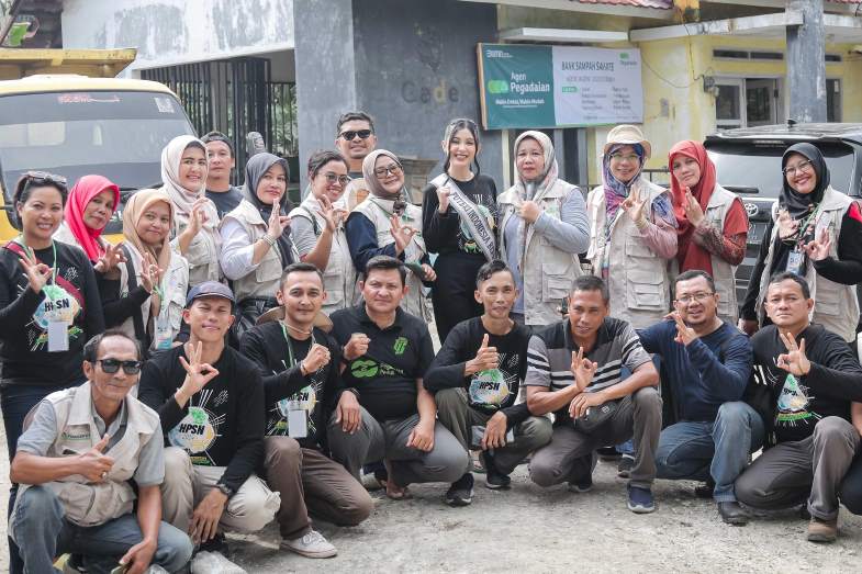 Pegadaian Bersama Forsepsi Peringati Hari Peduli Sampah Nasional 2024 di Pangandaran