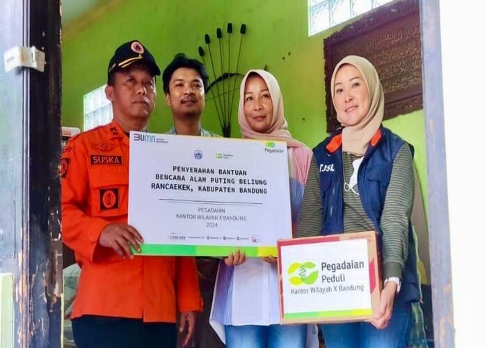 Pegadaian Salurkan Bantuan untuk Warga Terdampak Angin Kencang Rancaekek-Jatinangor