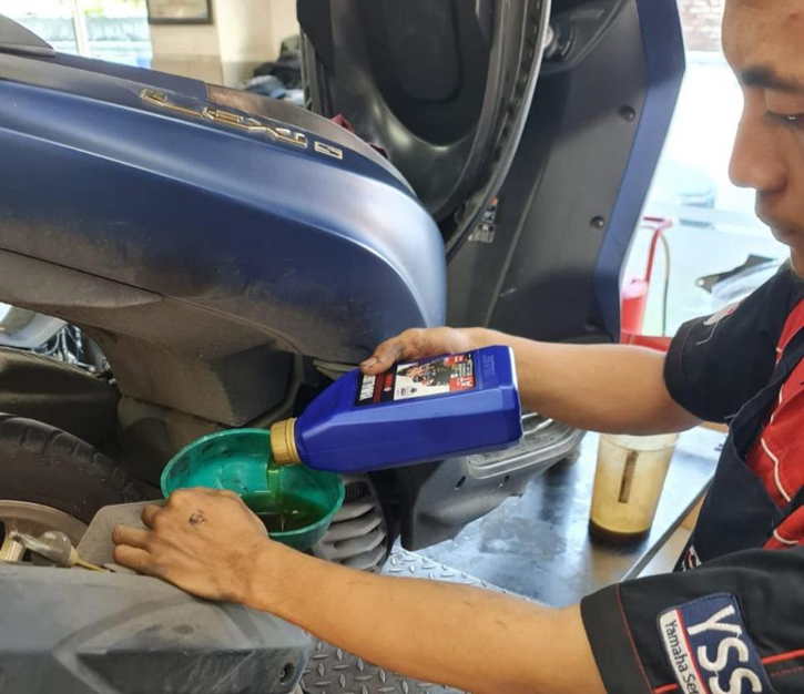 Ganti Oli Pakai Yamalube Berpeluang Raih Hadiah Uang hingga Motor, Begini Caranya