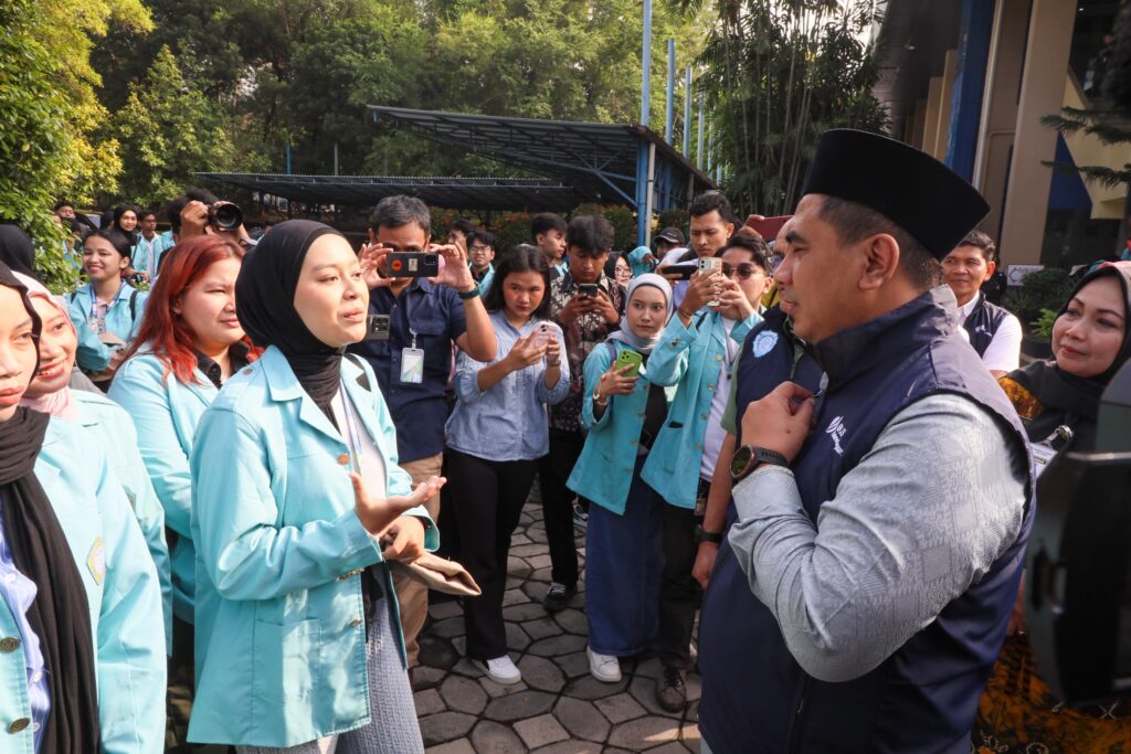 Gandeng Pemprov Jawa Tengah, Ribuan Mahasiswa UNS Jalani KKN Tematik di Berbagai Daerah