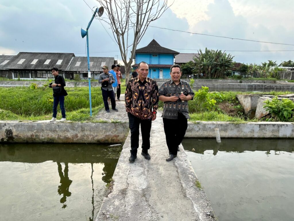 Dorong Budidaya Ikan Beong, Ketua DPRD Jateng Sumanto: Kalau Bisa Dua Bulan Sudah Panen